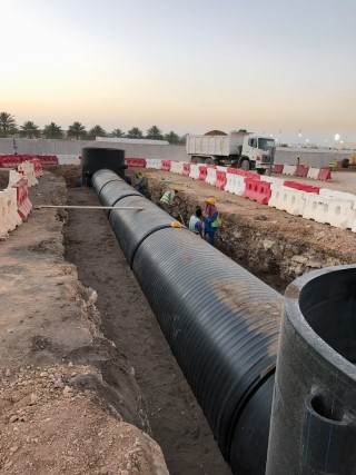 manhole connection pipeline