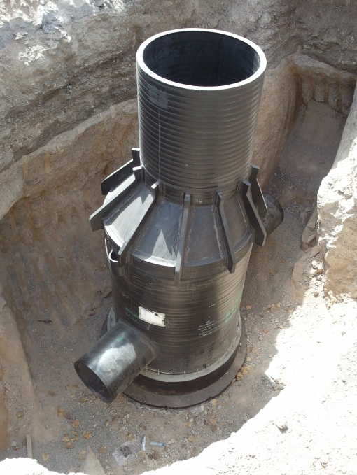 Pic 1: PE100-Manhole for Sewer DN1600/1200 (Source: UGPM, Sultanate of Oman)