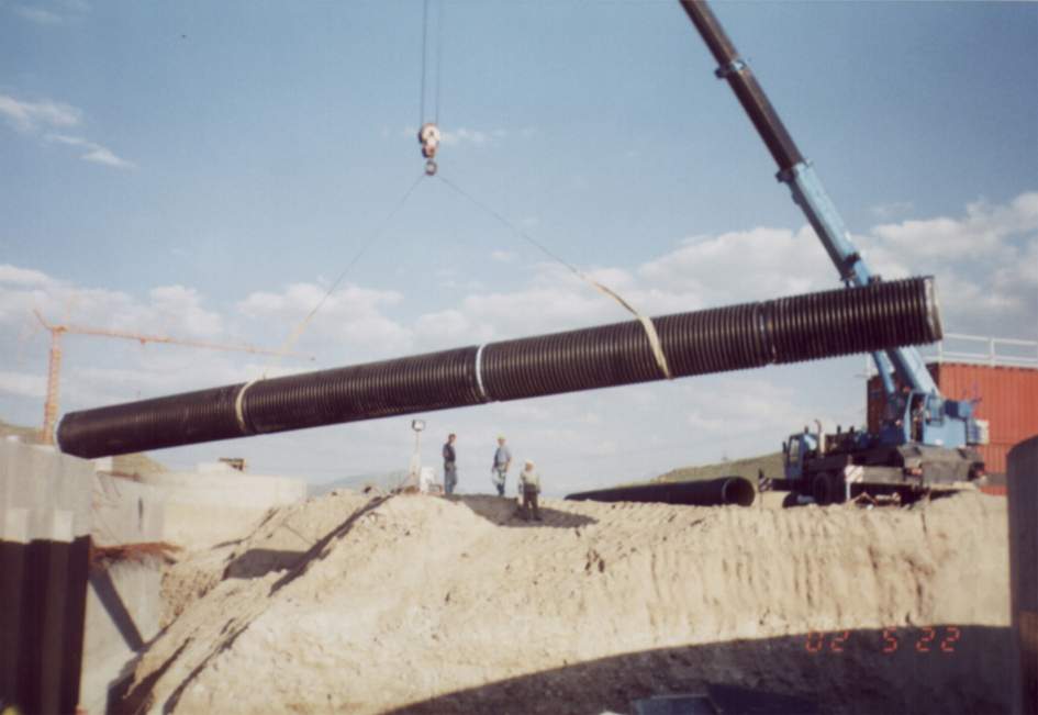prefabricated pipe length of 30m, with electric fusion socket and spigot end