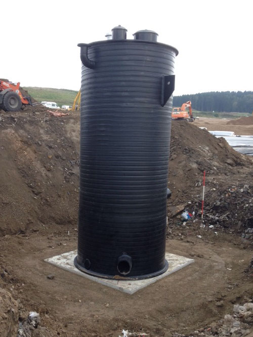 Pic.3: Manholes in Landfill application (Henze GmbH, RBV Pöthe, Germany)