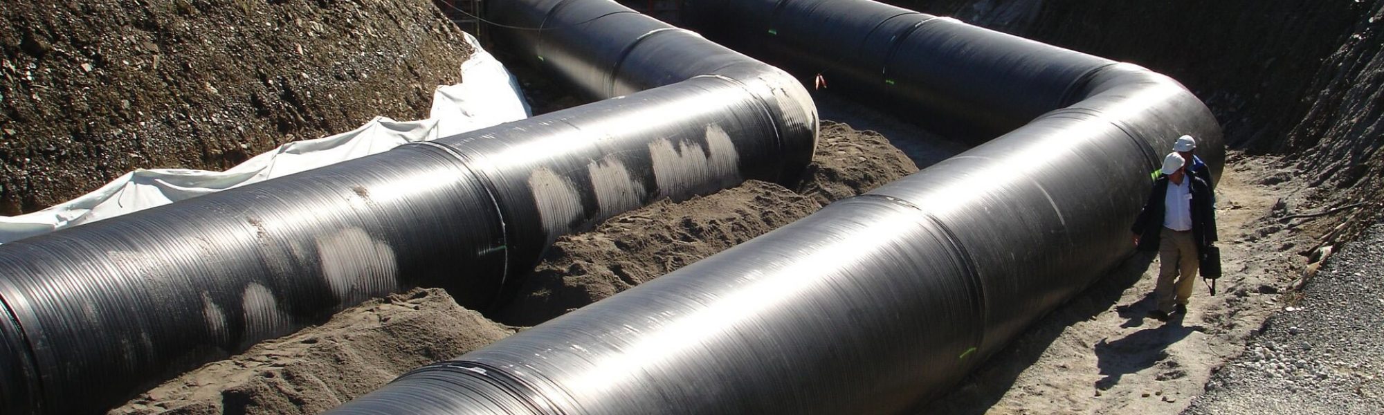 banner-pipes3